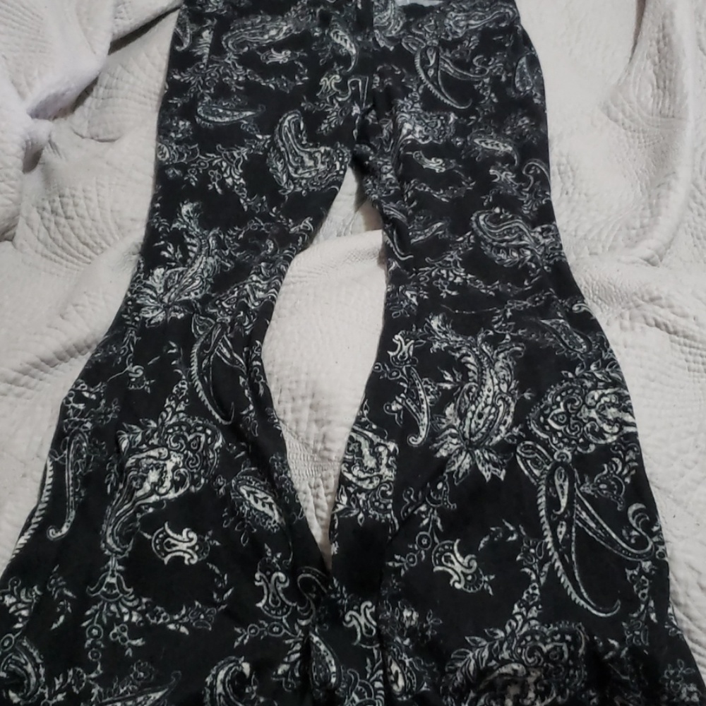 Flared stretch pants